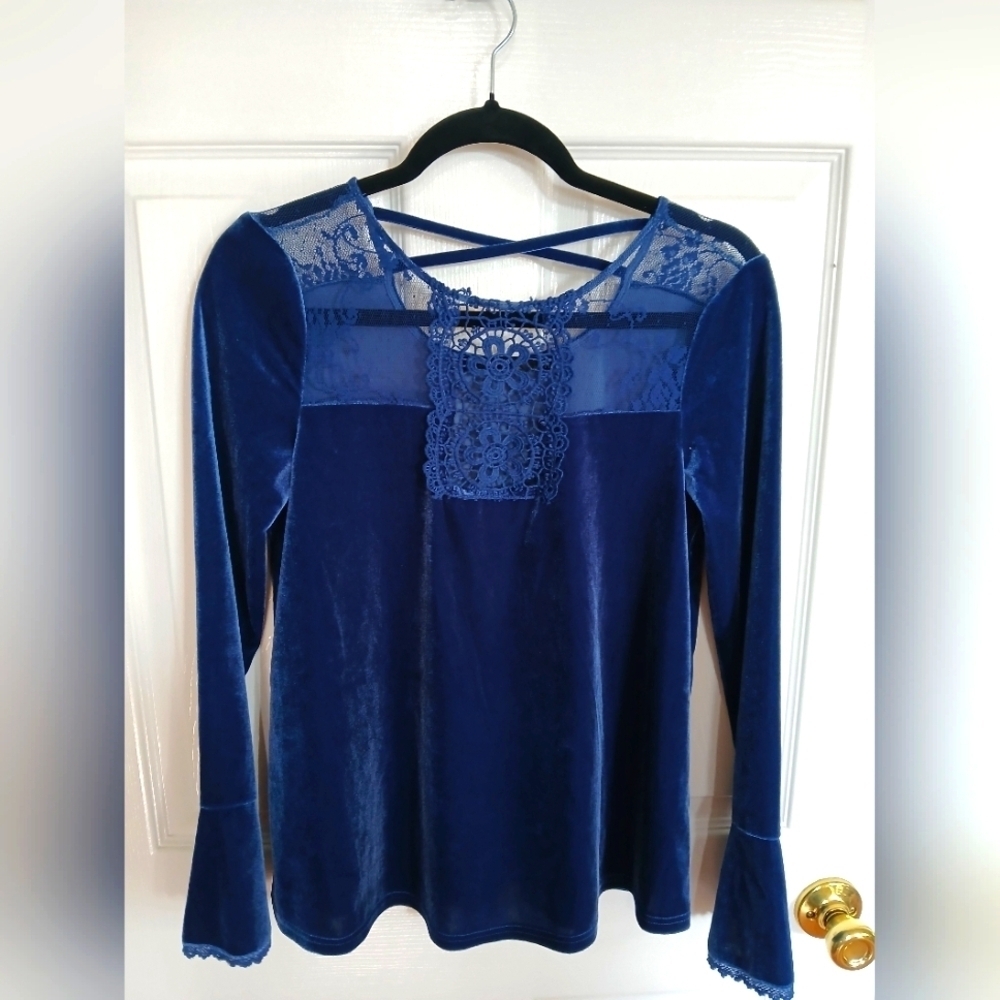 Doe & Rae  velvet lace top Bell Sleeves Witchy Goth Dark Romantic Boho Festival